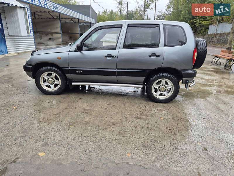 Позашляховик / Кросовер Chevrolet Niva 2007 в Бориславі