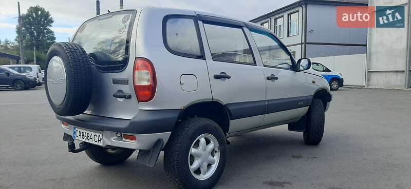 Позашляховик / Кросовер Chevrolet Niva 2005 в Черкасах фото 7 Позашляховик / Кросовер Chevrolet Niva 2005 в Черкасах