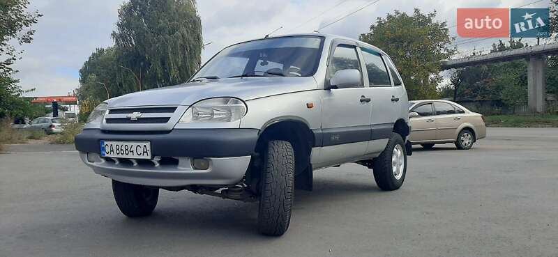 Позашляховик / Кросовер Chevrolet Niva 2005 в Черкасах фото 11 Позашляховик / Кросовер Chevrolet Niva 2005 в Черкасах