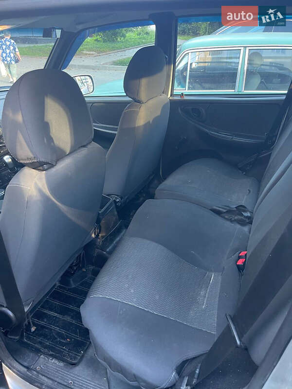 Позашляховик / Кросовер Chevrolet Niva 2011 в Львові