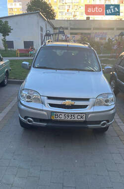 Внедорожник / Кроссовер Chevrolet Niva 2011 в Львове