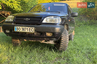 Позашляховик / Кросовер Chevrolet Niva 2005 в Золочеві