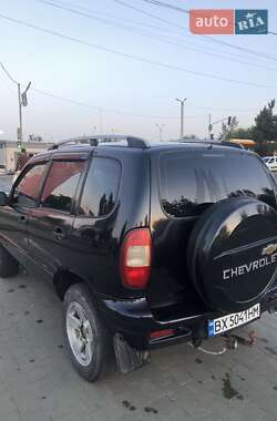 Внедорожник / Кроссовер Chevrolet Niva 2007 в 