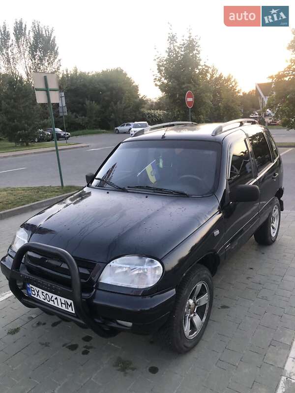 Внедорожник / Кроссовер Chevrolet Niva 2007 в Хмельницком фото 7 Внедорожник / Кроссовер Chevrolet Niva 2007 в Хмельницком
