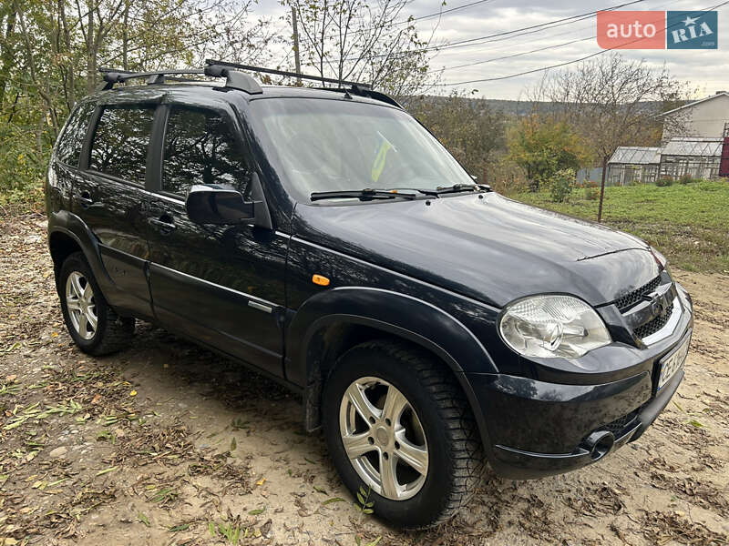Chevrolet Niva 2010