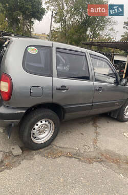 Позашляховик / Кросовер Chevrolet Niva 2006 в Дніпрі