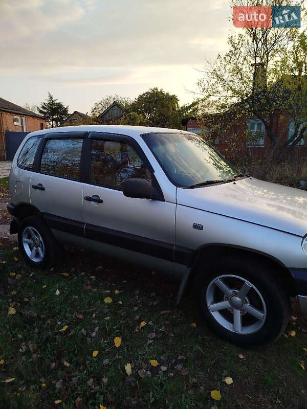 Внедорожник / Кроссовер Chevrolet Niva 2007 в Харькове фото 6 Внедорожник / Кроссовер Chevrolet Niva 2007 в Харькове