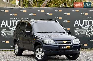 Позашляховик / Кросовер Chevrolet Niva 2010 в Харкові