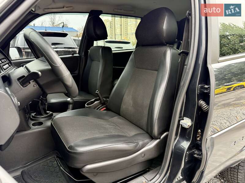 Внедорожник / Кроссовер Chevrolet Niva 2010 в Харькове фото 7 Внедорожник / Кроссовер Chevrolet Niva 2010 в Харькове