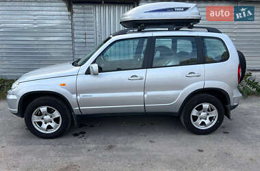 Внедорожник / Кроссовер Chevrolet Niva 2011 в Днепре