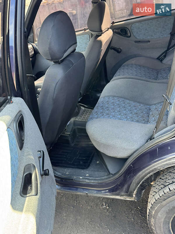 Внедорожник / Кроссовер Chevrolet Niva 2005 в Золочеве фото 22 Внедорожник / Кроссовер Chevrolet Niva 2005 в Золочеве