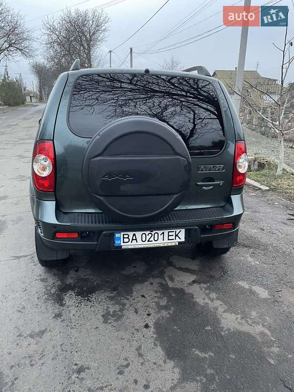 Позашляховик / Кросовер Chevrolet Niva 2020 в Благовіщенську