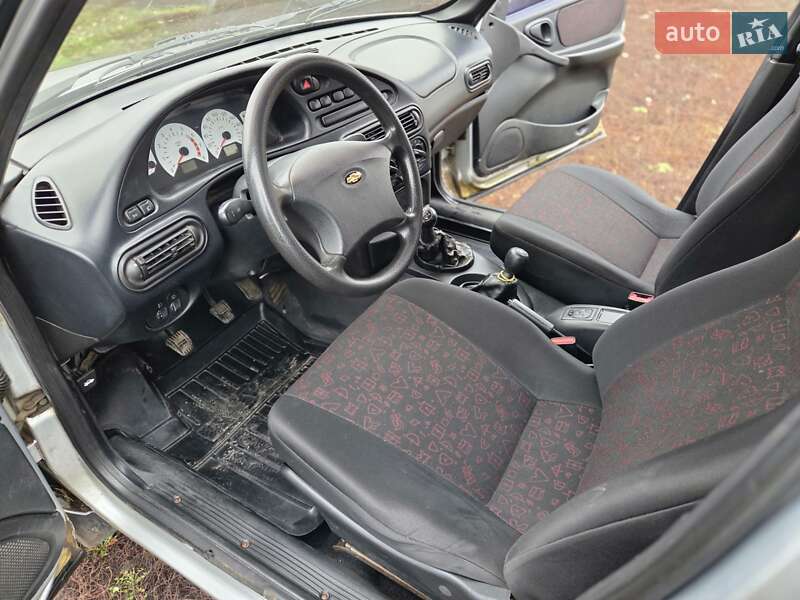 Внедорожник / Кроссовер Chevrolet Niva 2006 в Гельмязове фото 11 Внедорожник / Кроссовер Chevrolet Niva 2006 в Гельмязове