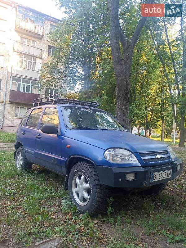 Внедорожник / Кроссовер Chevrolet Niva 2006 в Харькове
