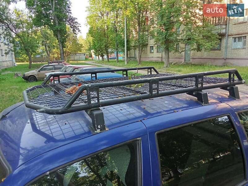 Внедорожник / Кроссовер Chevrolet Niva 2006 в Харькове