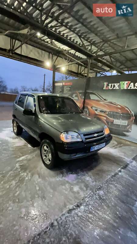 Внедорожник / Кроссовер Chevrolet Niva 2006 в Николаеве