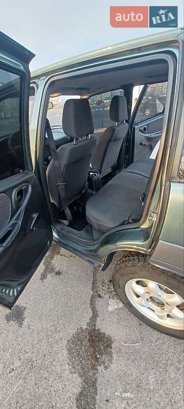 Внедорожник / Кроссовер Chevrolet Niva 2015 в Киеве