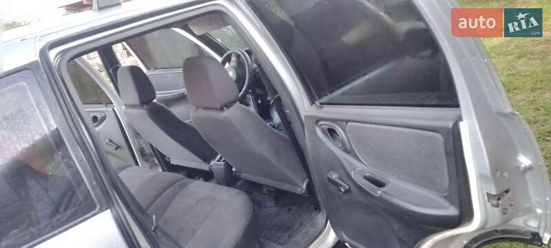 Внедорожник / Кроссовер Chevrolet Niva 2011 в Чернигове фото 8 Внедорожник / Кроссовер Chevrolet Niva 2011 в Чернигове