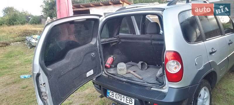 Внедорожник / Кроссовер Chevrolet Niva 2011 в Чернигове фото 10 Внедорожник / Кроссовер Chevrolet Niva 2011 в Чернигове
