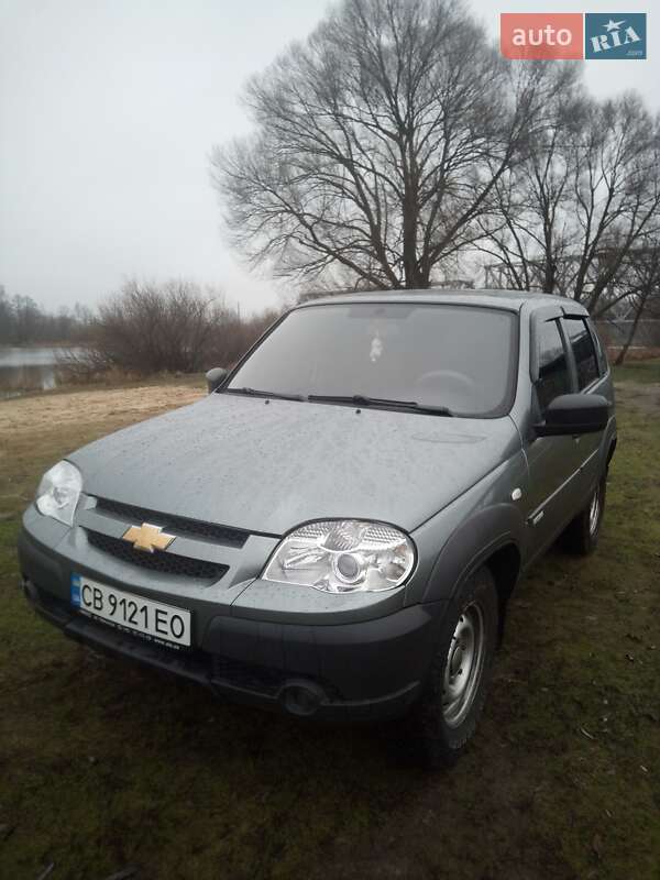 Chevrolet Niva 2013