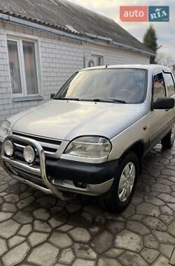 Внедорожник / Кроссовер Chevrolet Niva 2006 в Лозовой