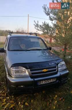 Внедорожник / Кроссовер Chevrolet Niva 2005 в Полтаве