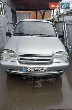 Внедорожник / Кроссовер Chevrolet Niva 2005 в Черновцах