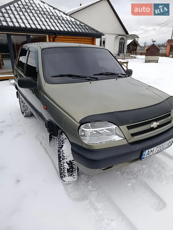 Chevrolet Niva 2008