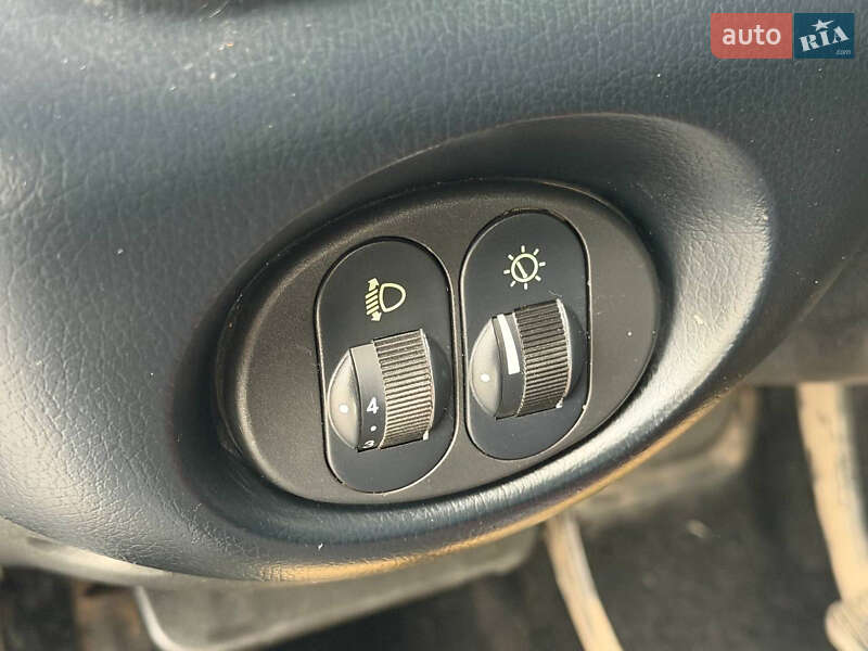 Внедорожник / Кроссовер Chevrolet Niva 2010 в Харькове