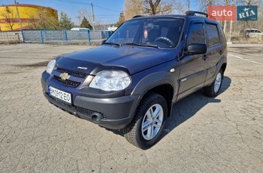 Позашляховик / Кросовер Chevrolet Niva 2015 в Харкові