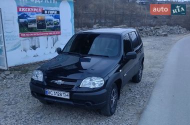Внедорожник / Кроссовер Chevrolet Niva 2017 в Львове