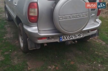 Внедорожник / Кроссовер Chevrolet Niva 2005 в Харькове