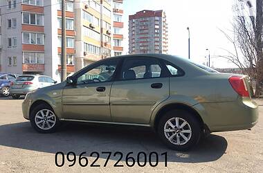 Седан Chevrolet Nubira 2004 в Киеве