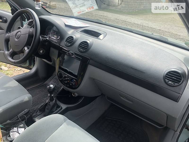 Универсал Chevrolet Nubira 2004 в 