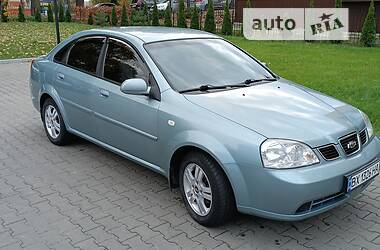 Седан Chevrolet Nubira 2004 в Хмельницькому