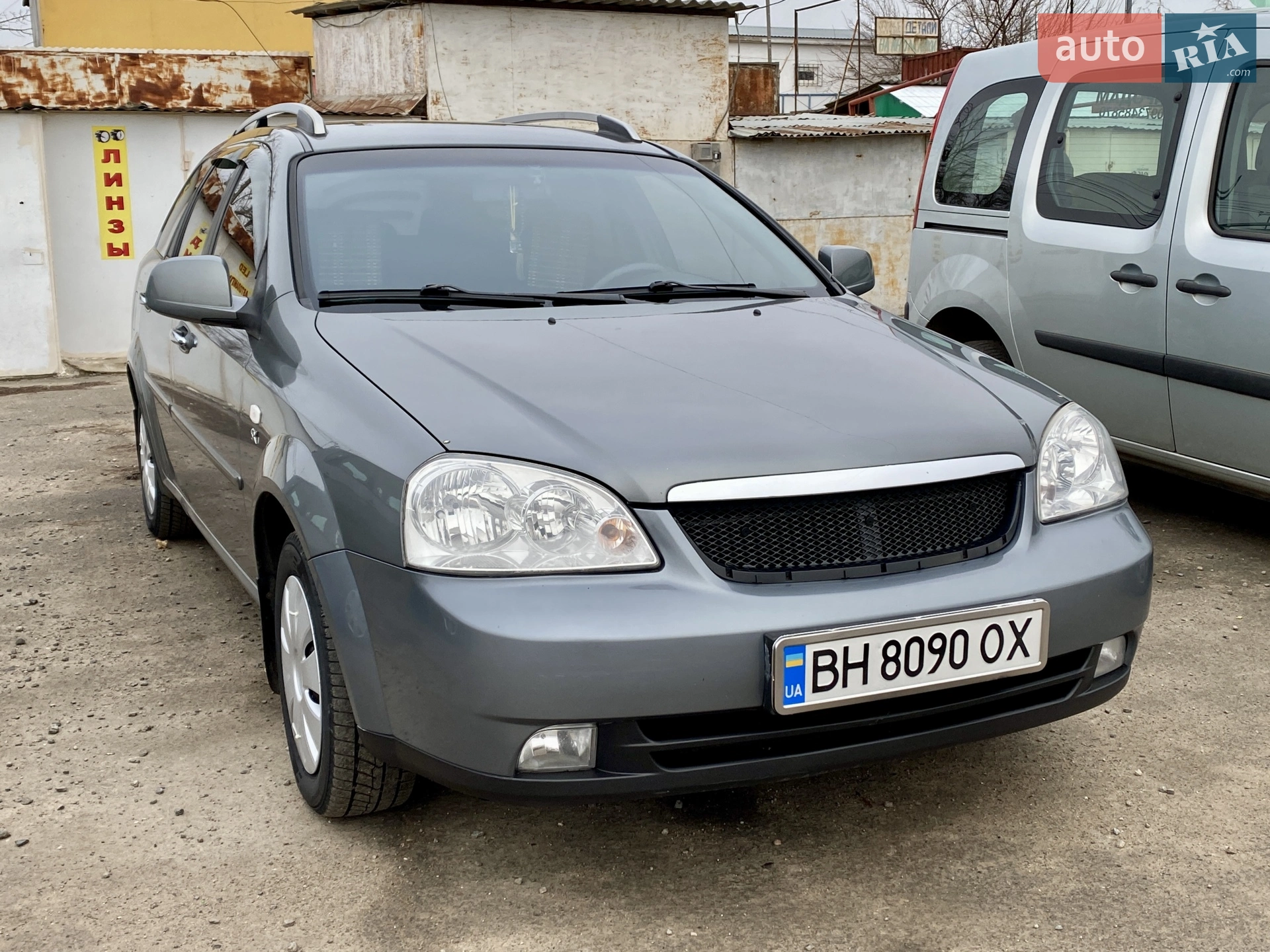 2010 Chevrolet Nubira - мініатюра 2