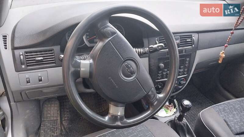 Седан Chevrolet Nubira 2004 в Надворной