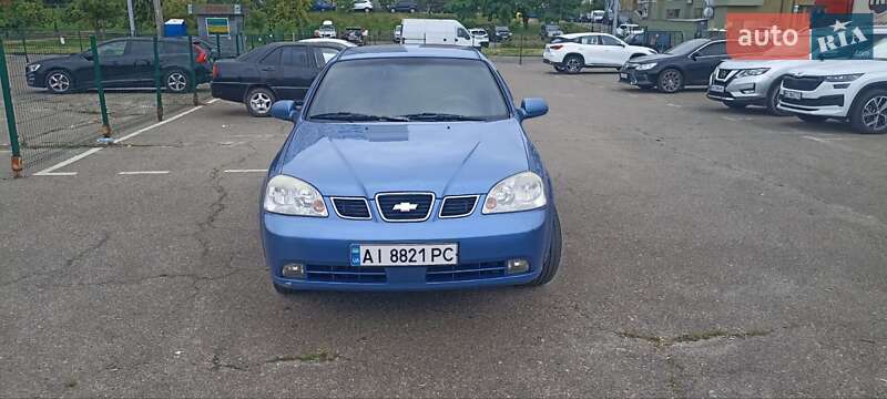 Седан Chevrolet Nubira 2004 в Киеве