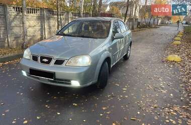 Седан Chevrolet Nubira 2004 в Киеве