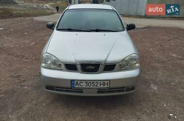 Седан Chevrolet Nubira 2004 в Нововолынске