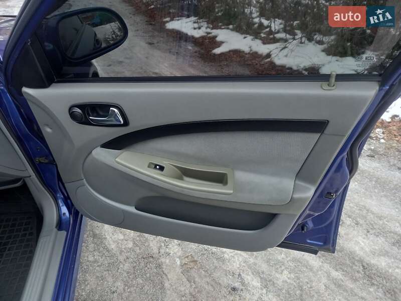 Универсал Chevrolet Nubira 2004 в Виннице