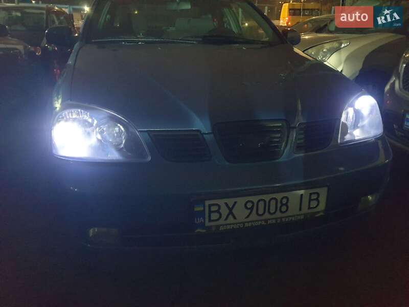 Седан Chevrolet Nubira 2004 в Хмельницком