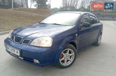 Седан Chevrolet Nubira 2004 в Новояворівську