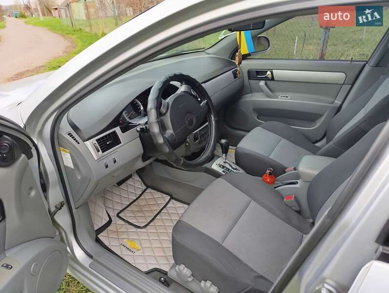 Седан Chevrolet Nubira 2006 в Кривом Роге