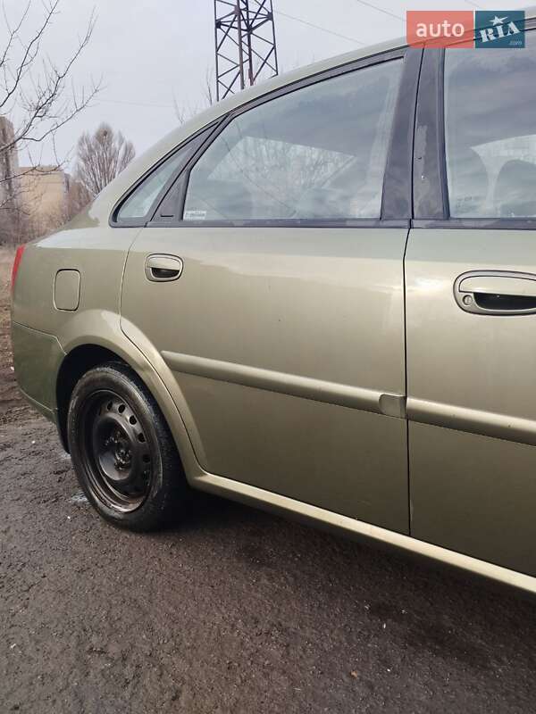 Седан Chevrolet Nubira 2004 в Краматорске фото 9 Седан Chevrolet Nubira 2004 в Краматорске