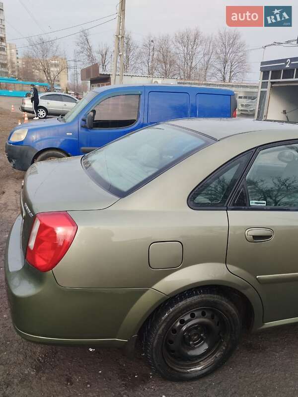 Седан Chevrolet Nubira 2004 в Краматорске фото 14 Седан Chevrolet Nubira 2004 в Краматорске