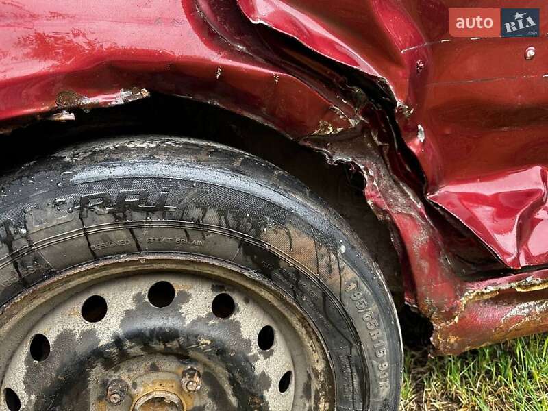 Седан Chevrolet Nubira 2004 в 