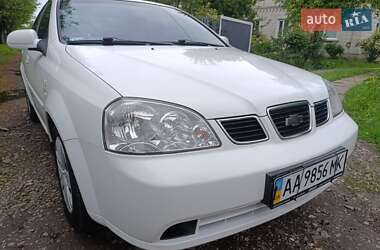 Седан Chevrolet Nubira 2004 в 