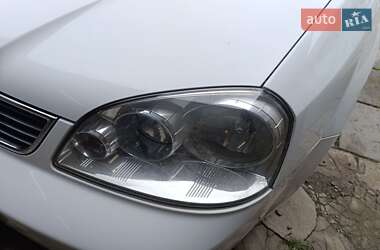 Седан Chevrolet Nubira 2004 в 