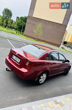 Седан Chevrolet Nubira 2004 в 